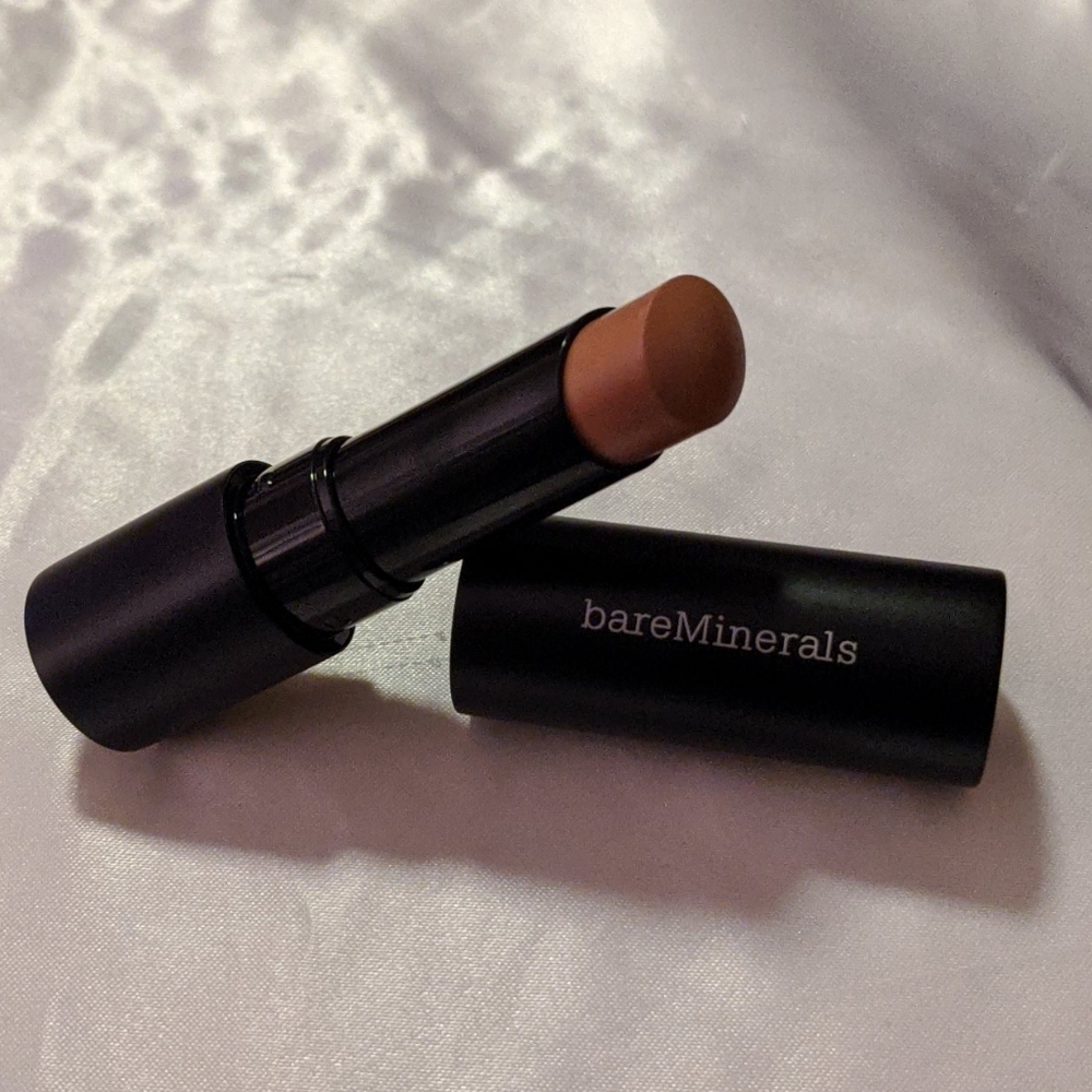 Bare Minerals Lipstick in Sexpot